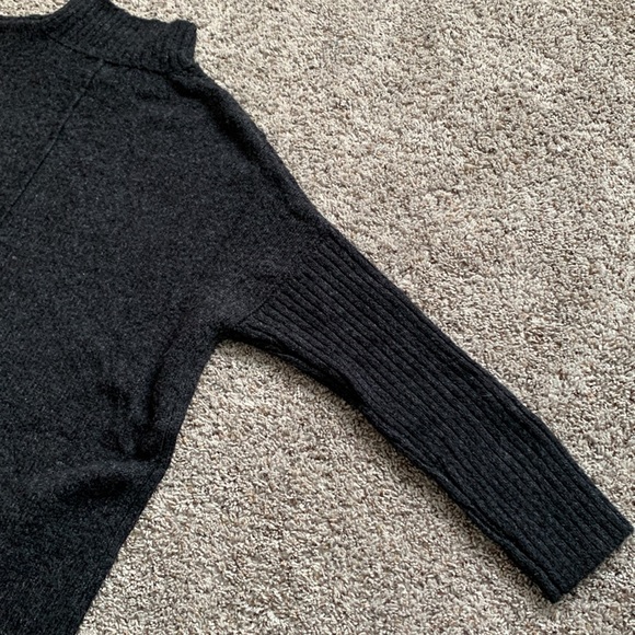 Line Mock Neck Wool Knit Sweater Pullover - Picture 10 of 12